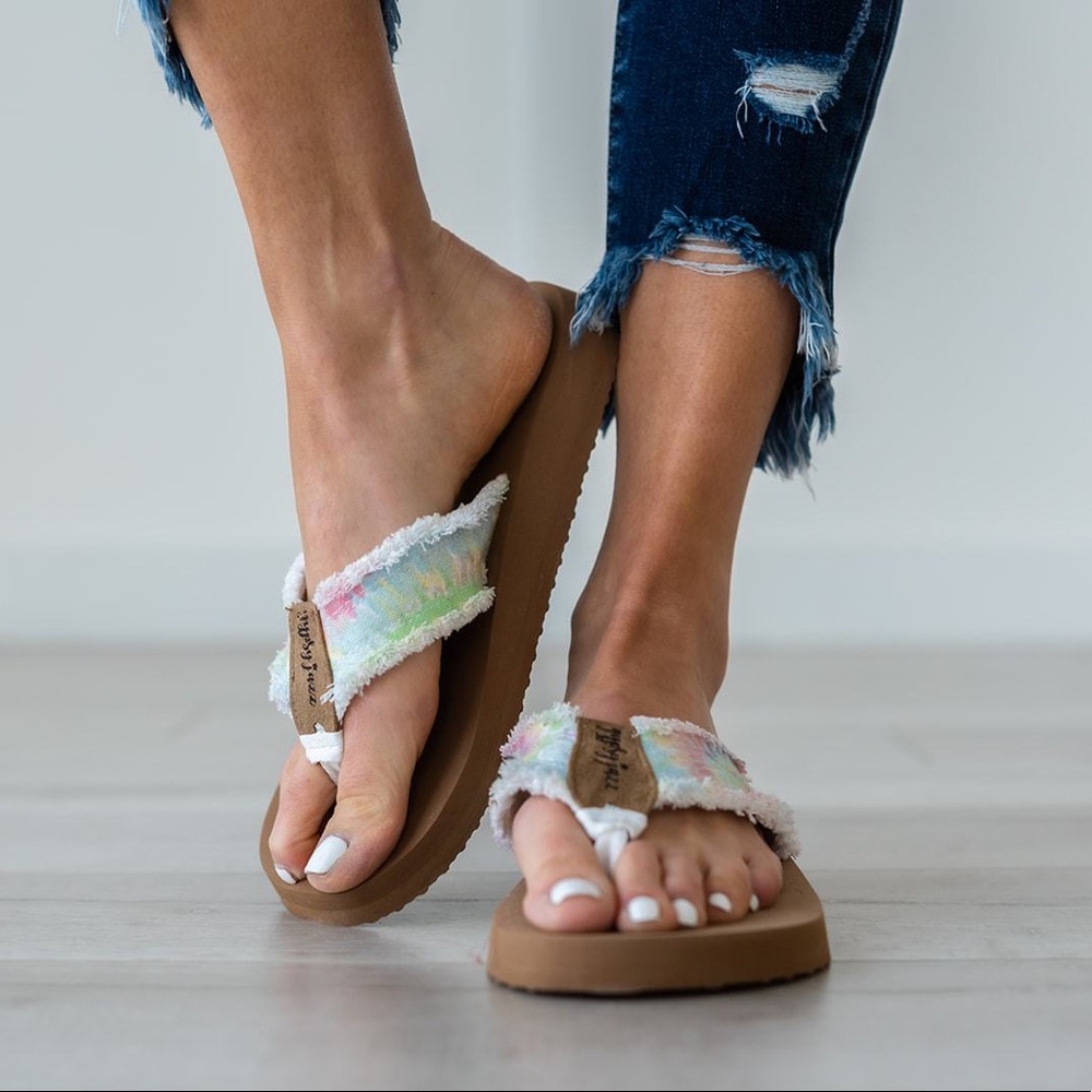 Gypsy Jazz Pastel Tie Dye Flip Flops (brand new in box)